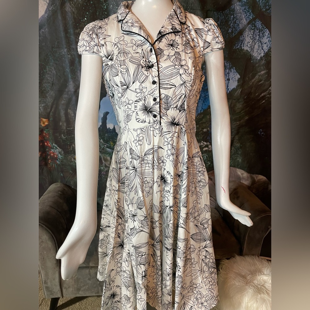 Hearts & Roses London black and white floral dress pinup 8